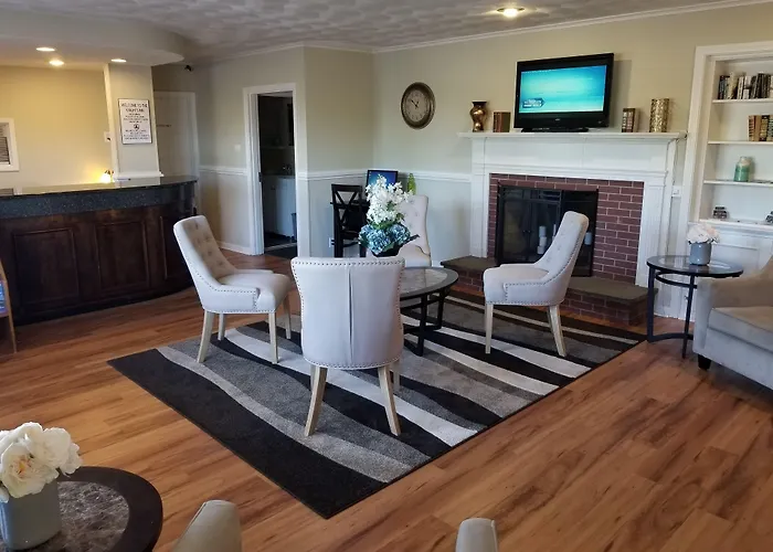 Colonial Inn Seekonk