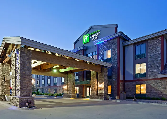 Holiday Inn Express & Suites Brainerd- By Ihg