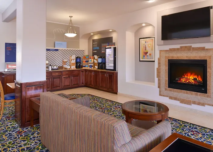 Holiday Inn Express & Suites Alamosa By Ihg