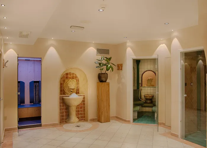 Wellness Refugium & Resort Hotel Alpin Royal - Small Luxury Hotels Of The World Steinhaus