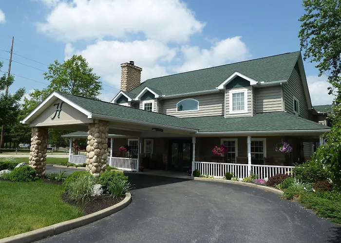 Hearthstone Inn & Suites