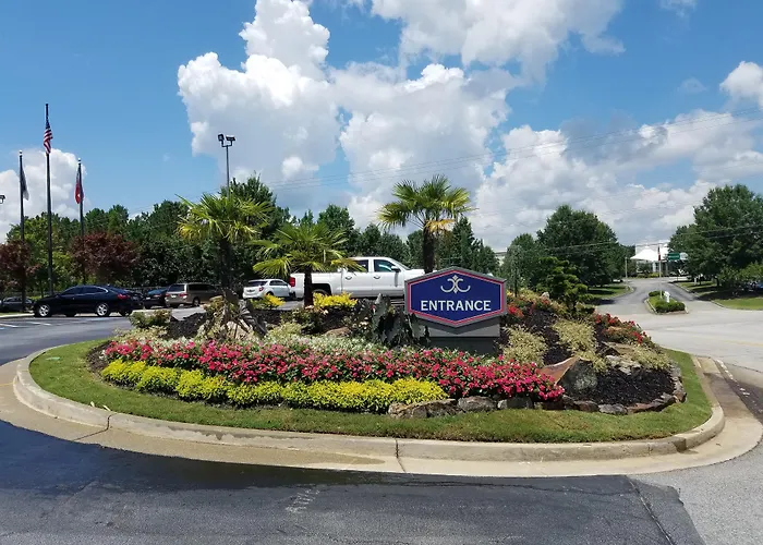 Hampton Inn & Suites Atlanta-Six Flags