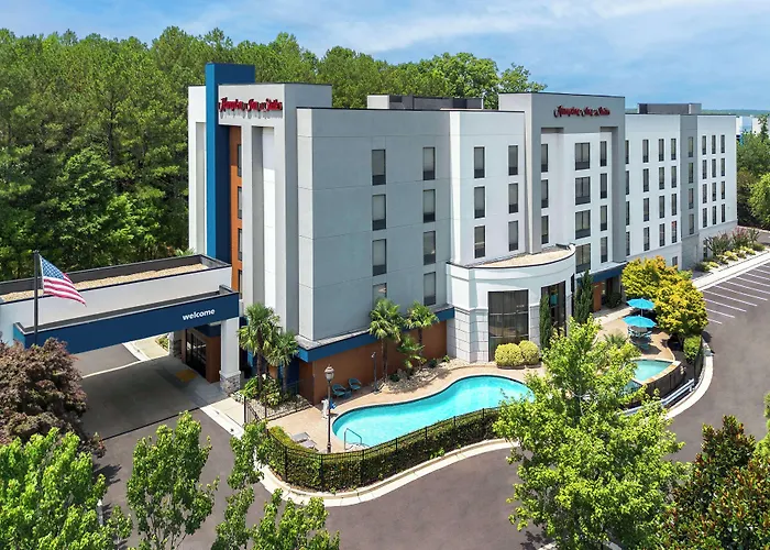Hampton Inn & Suites Atlanta-Six Flags