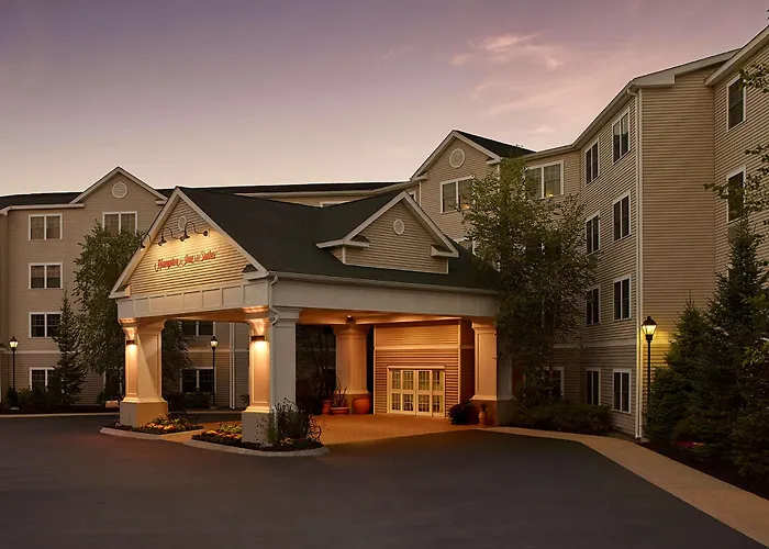 Hampton Inn & Suites