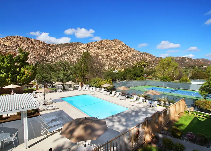 Riviera Oaks Resort