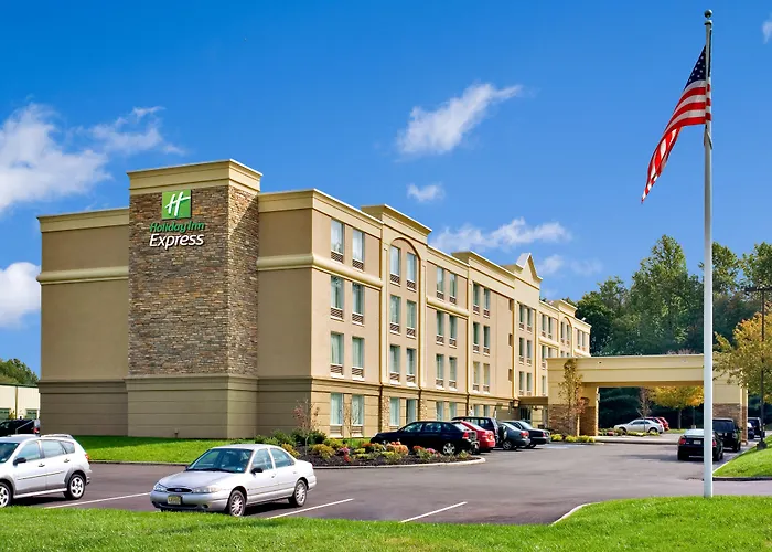 Holiday Inn Express & Suites West Long Branch - Eatontown By Ihg