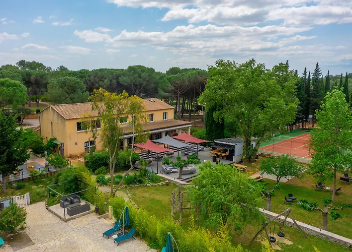 La Villa Vicha, The Originals Relais Aubais