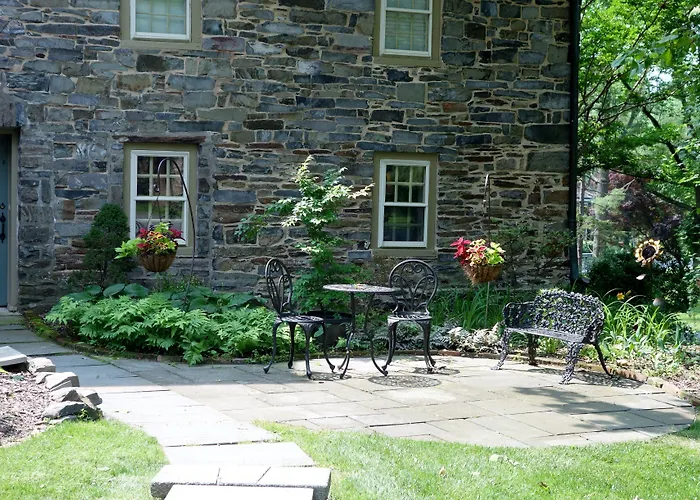 Inn At Glencairn