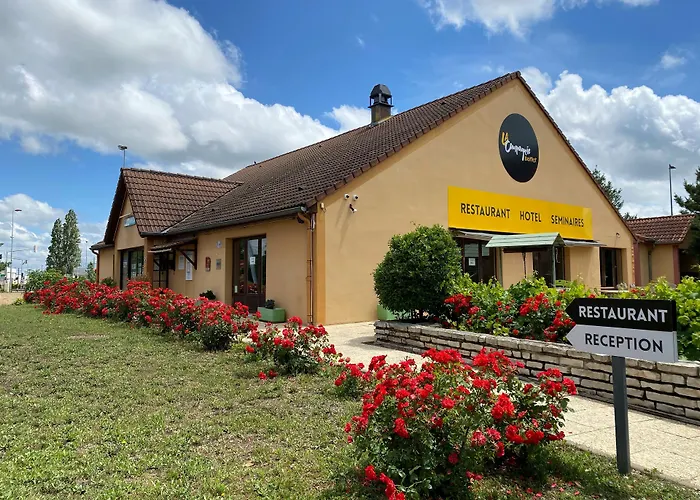 Kyriad Direct Roanne Hôtel