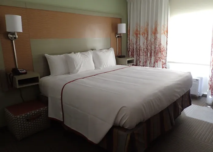 Gallus Stadium Park Inn, An Ascend Collection Hotel