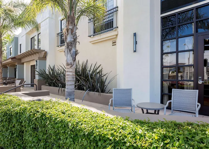 Hampton Inn Santa Barbara/