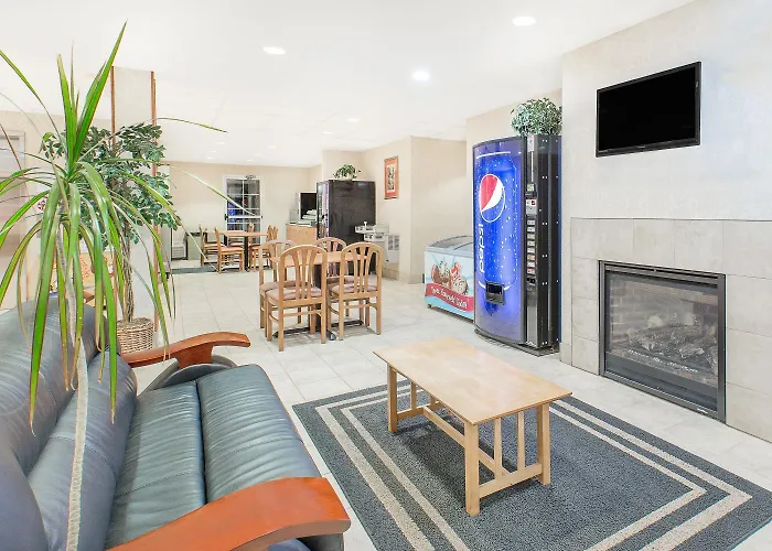 Microtel Inn & Suites By Wyndham Colfax
