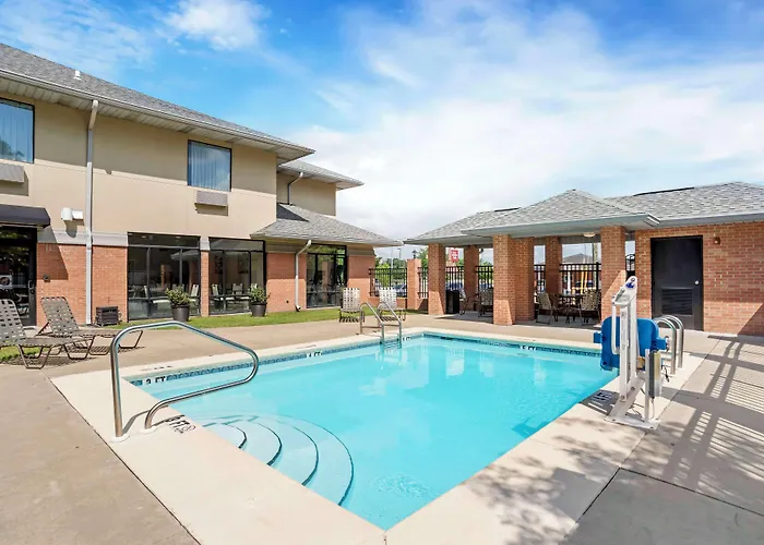 Best Western Plus Two Rivers Hotel & Suites