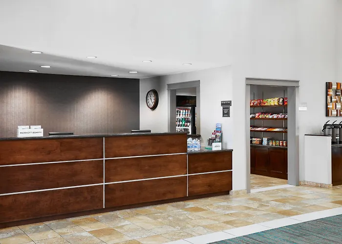 Temple Dog Friendly Hotels