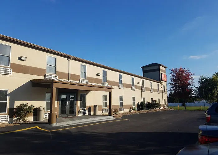 Econo Lodge Inn & Suites Granite City - St Louis