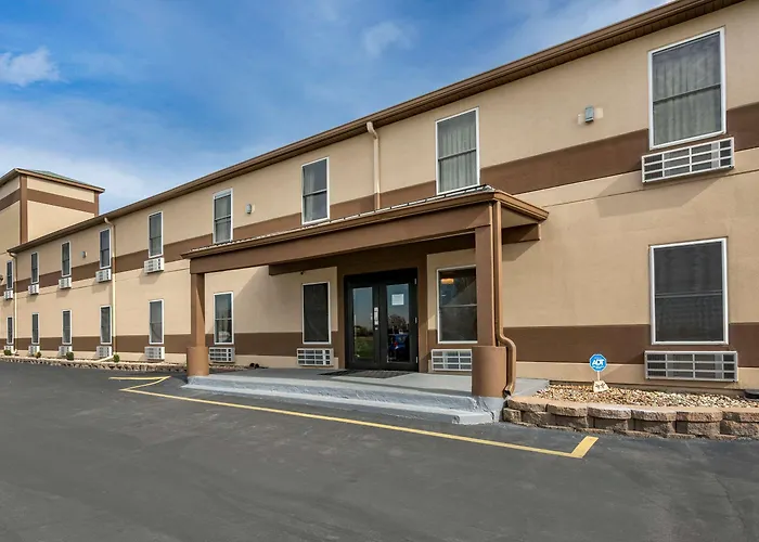 Econo Lodge Inn & Suites Granite City - St Louis