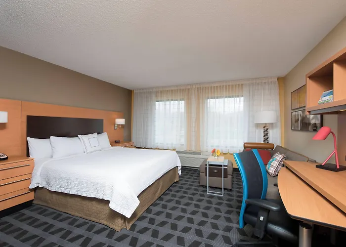 Towneplace Suites By Marriott Kalamazoo