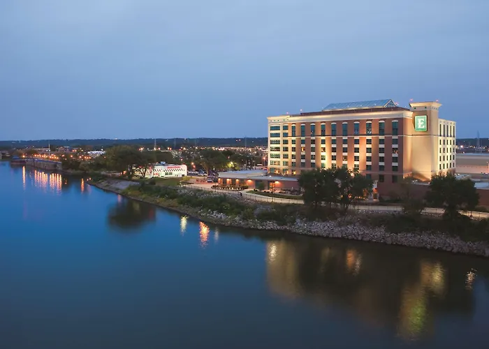 Embassy Suites East Peoria Hotel And Riverfront Conference Center
