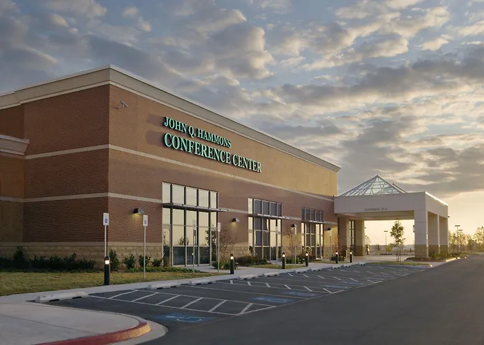Embassy Suites By Hilton Norman Hotel & Conference Center
