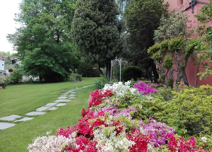 Hotel Castello Rosso Costigliole Saluzzo