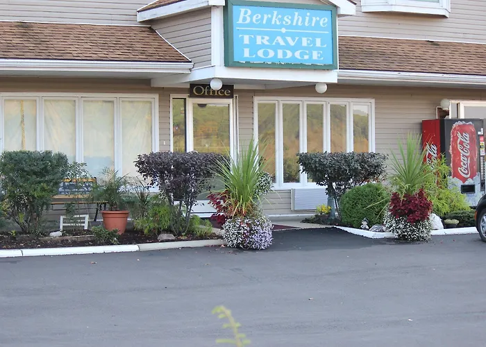 Berkshire Travel Lodge Canaan