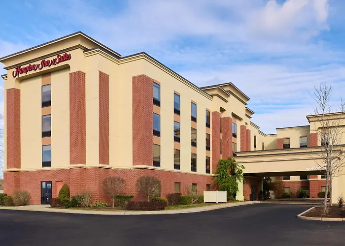 Hampton Inn & Suites Providence / Smithfield
