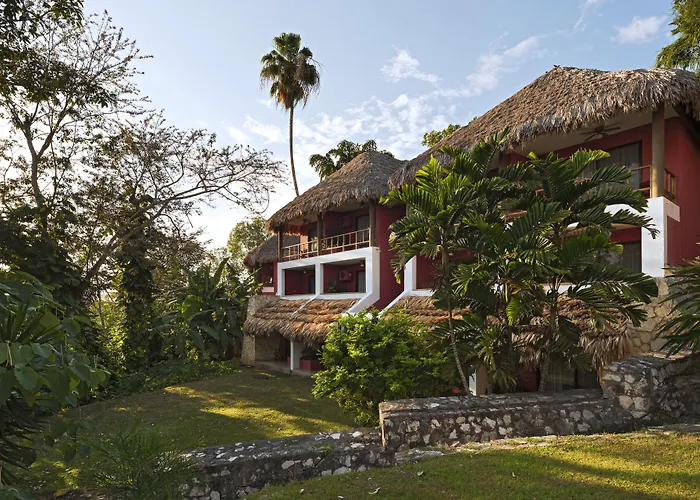 Camino Real Tikal‎
