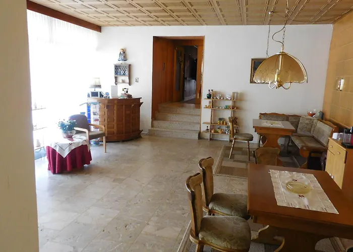 Hotel Pension Am Kurmittelhaus