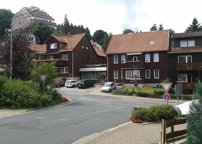 Hotel Pension Am Kurmittelhaus