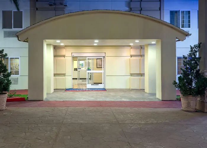 Candlewood Suites Lax Hawthorne By Ihg