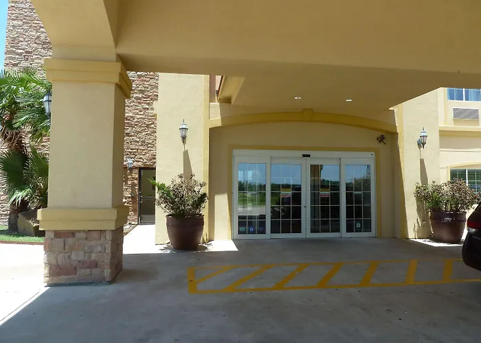 Americas Best Value Inn - Gun Barrel City