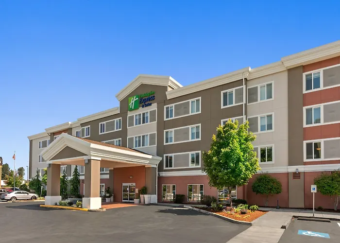 Holiday Inn Express And Suites By Ihg