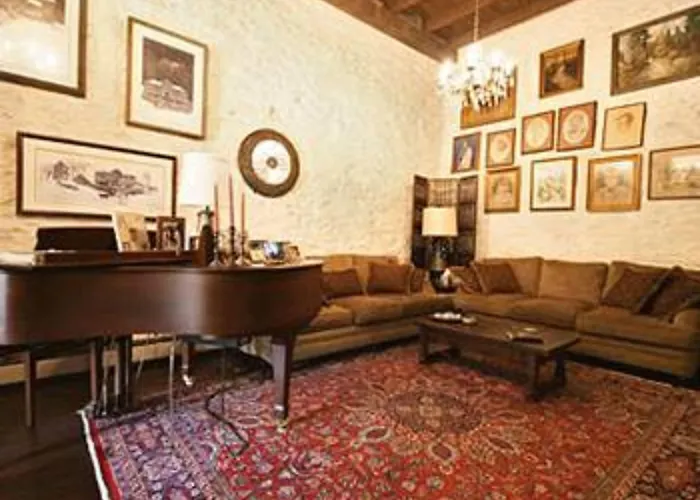 Alpenhof Bed & Breakfast