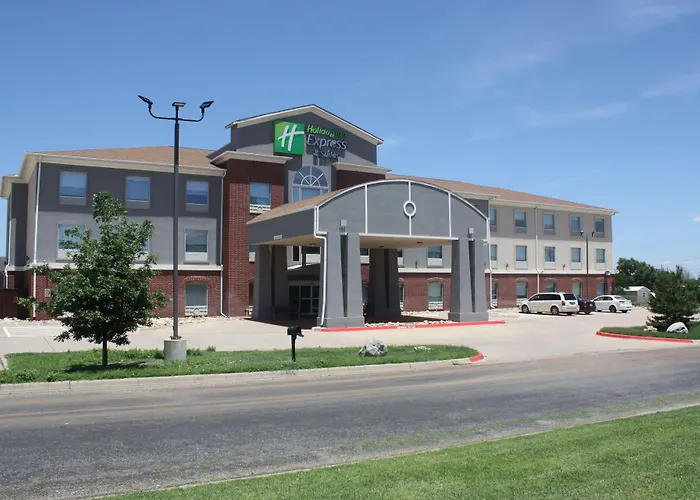 Holiday Inn Express Hotel & Suites Shamrock North By Ihg