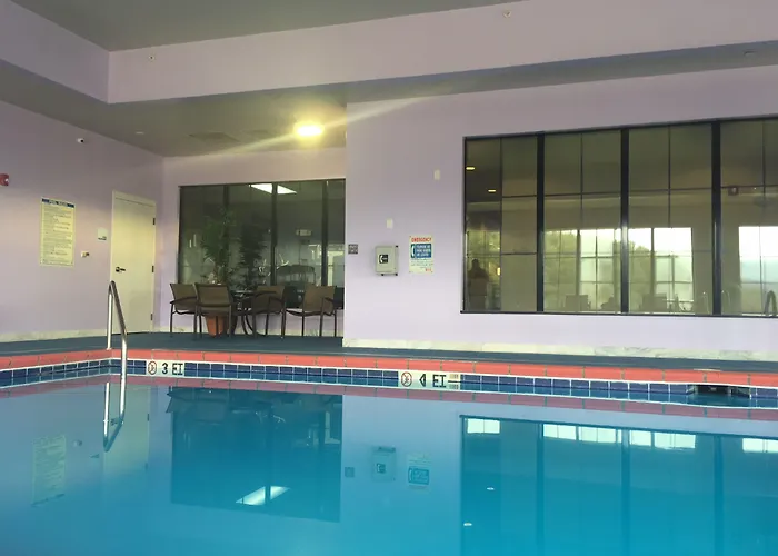 Holiday Inn Express West Jefferson By Ihg