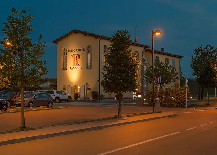 Hotel Maranello Village