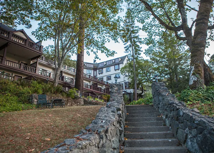 Benbow Historic Inn