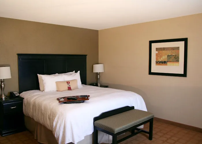 Hampton Inn & Suites Chicago/Saint Charles