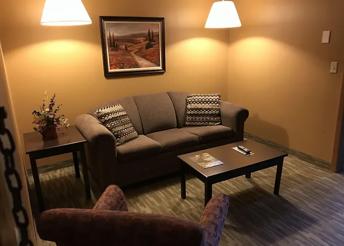 Quality Inn & Suites Munising Wetmore
