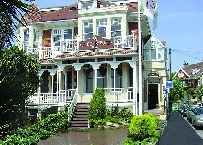 Queenswood Hotel