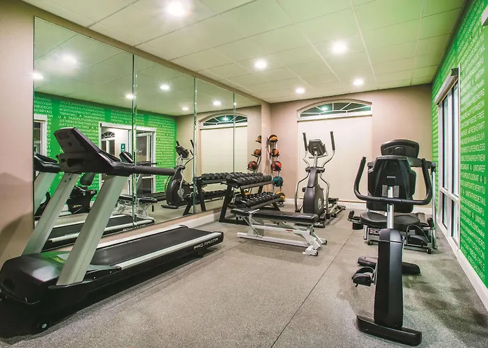 Russellville Dog Friendly Hotels