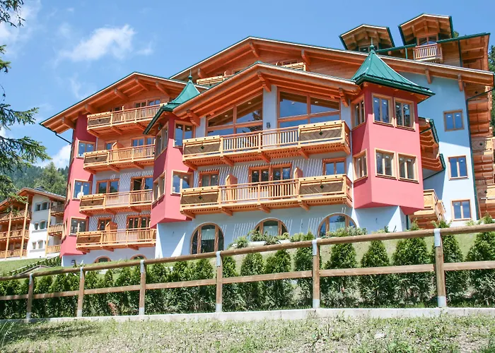 Cristal Palace Hotel Madonna