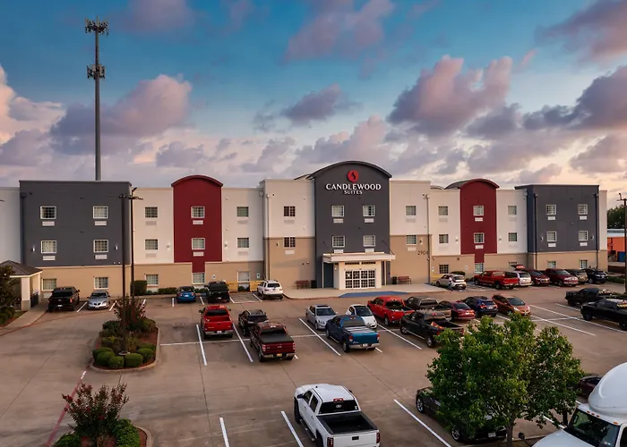 Candlewood Suites By Ihg