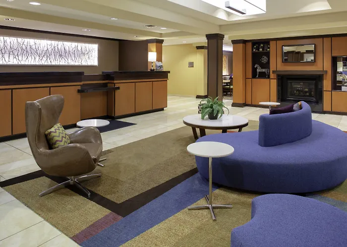 Fairfield Inn And Suites By Marriott Seymour