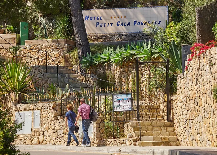 Hotel Petit Cala Fornells Peguera