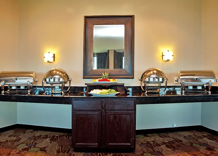Holiday Inn New Orleans West Bank Tower By Ihg