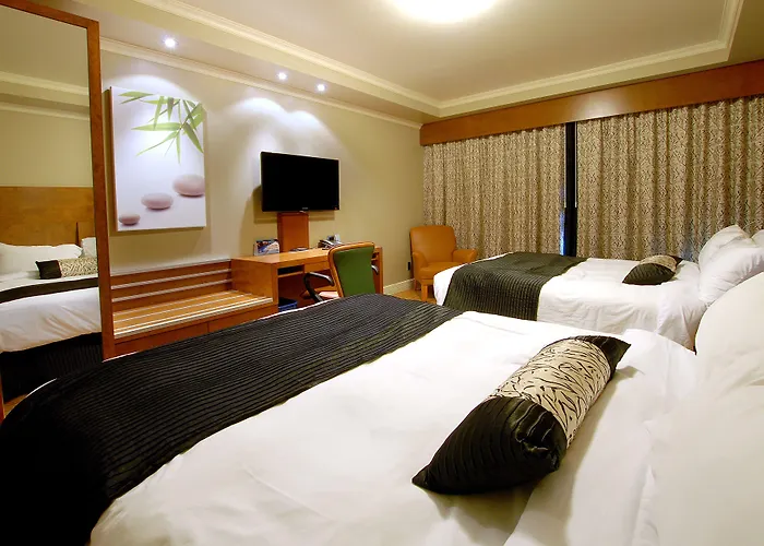 Hotel & Suites Le Dauphin Drummondville