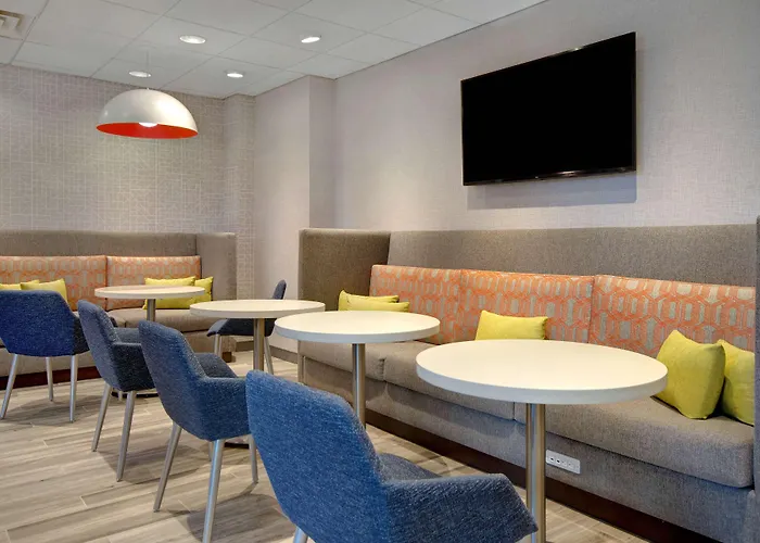 Hampton Inn & Suites Yonkers