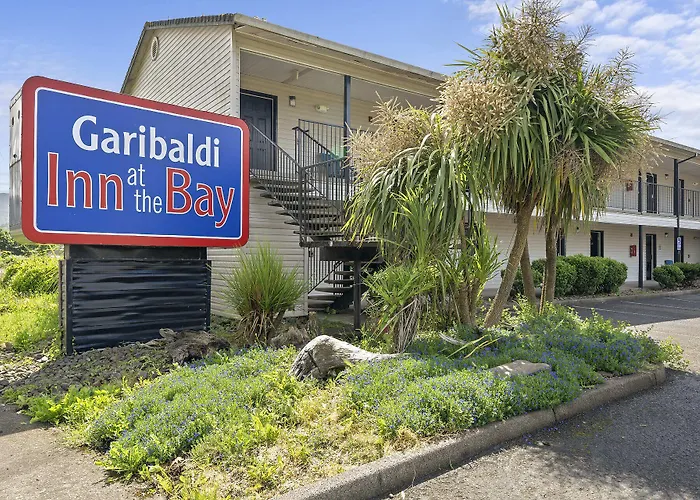 Garibaldi Inn At The Bay