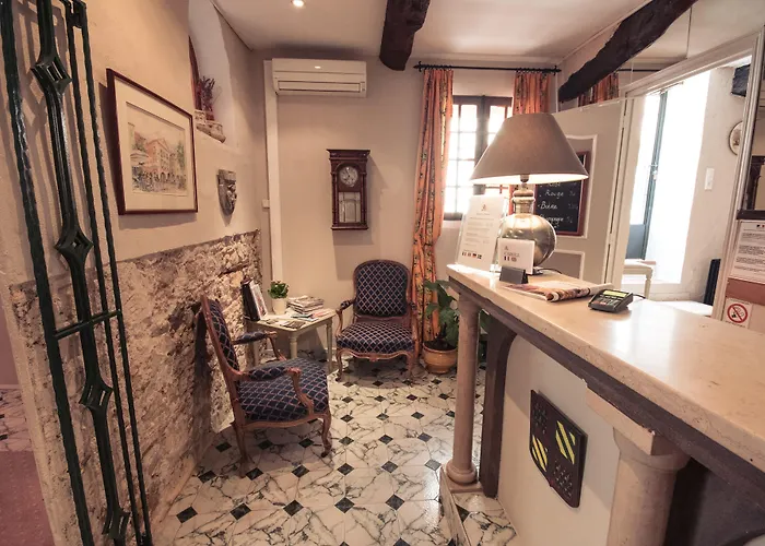 Hotel les Armoiries Valbonne